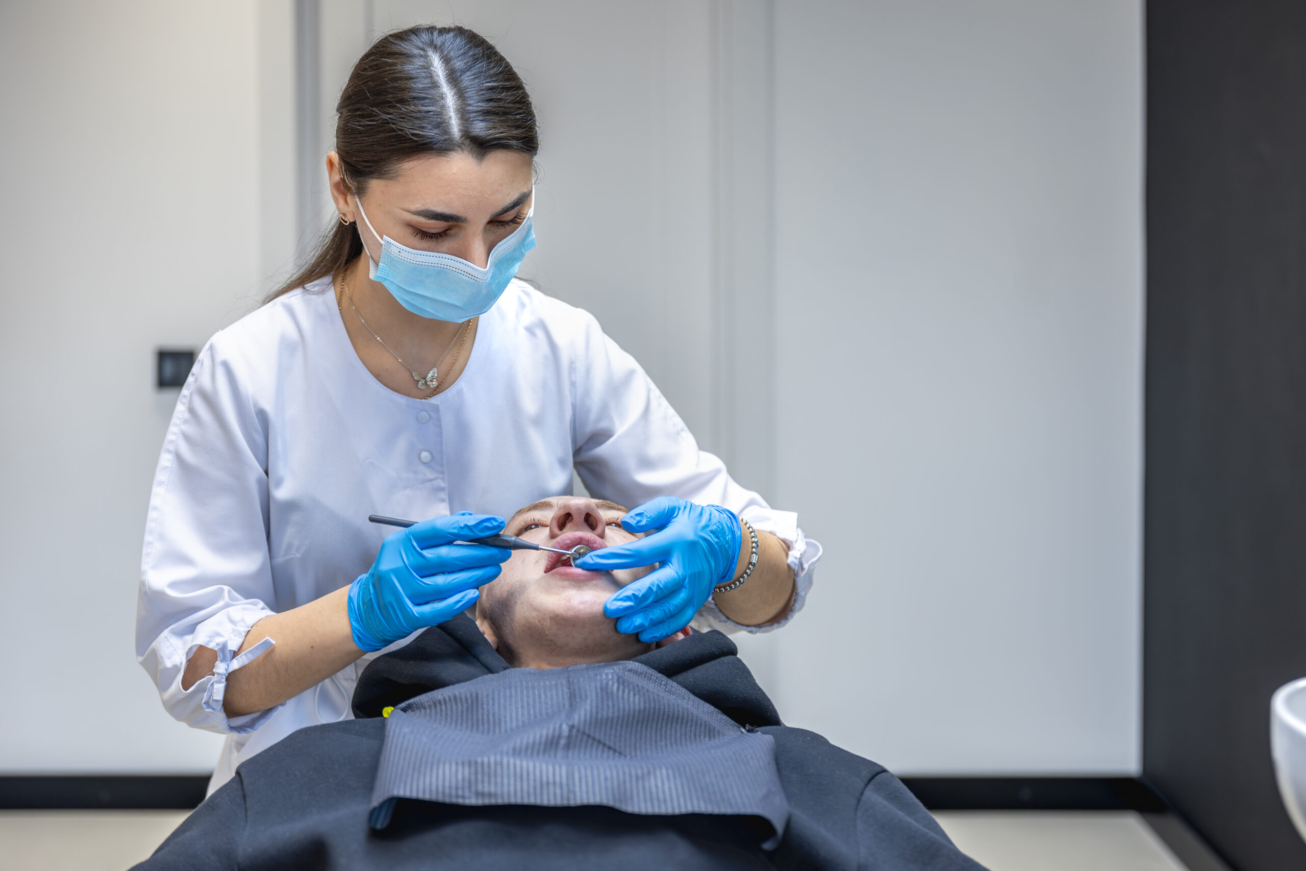 endodontist in Beverly Hills